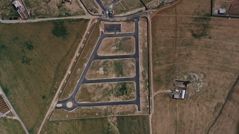 Victoria Lands Compound